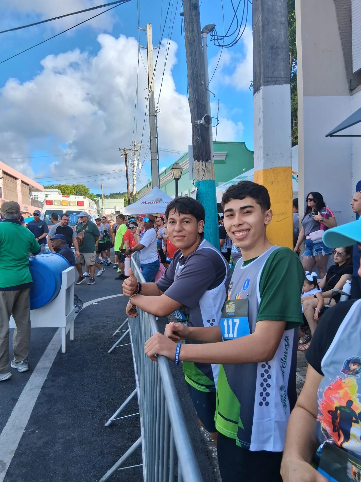 Jóvenes de DeMolay Puerto Rico participando en el 5K Masónico